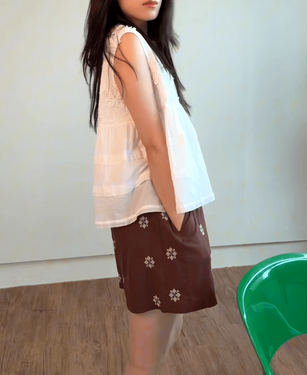 [MARIGOLD] Brick Mid-Thigh Shorts 9