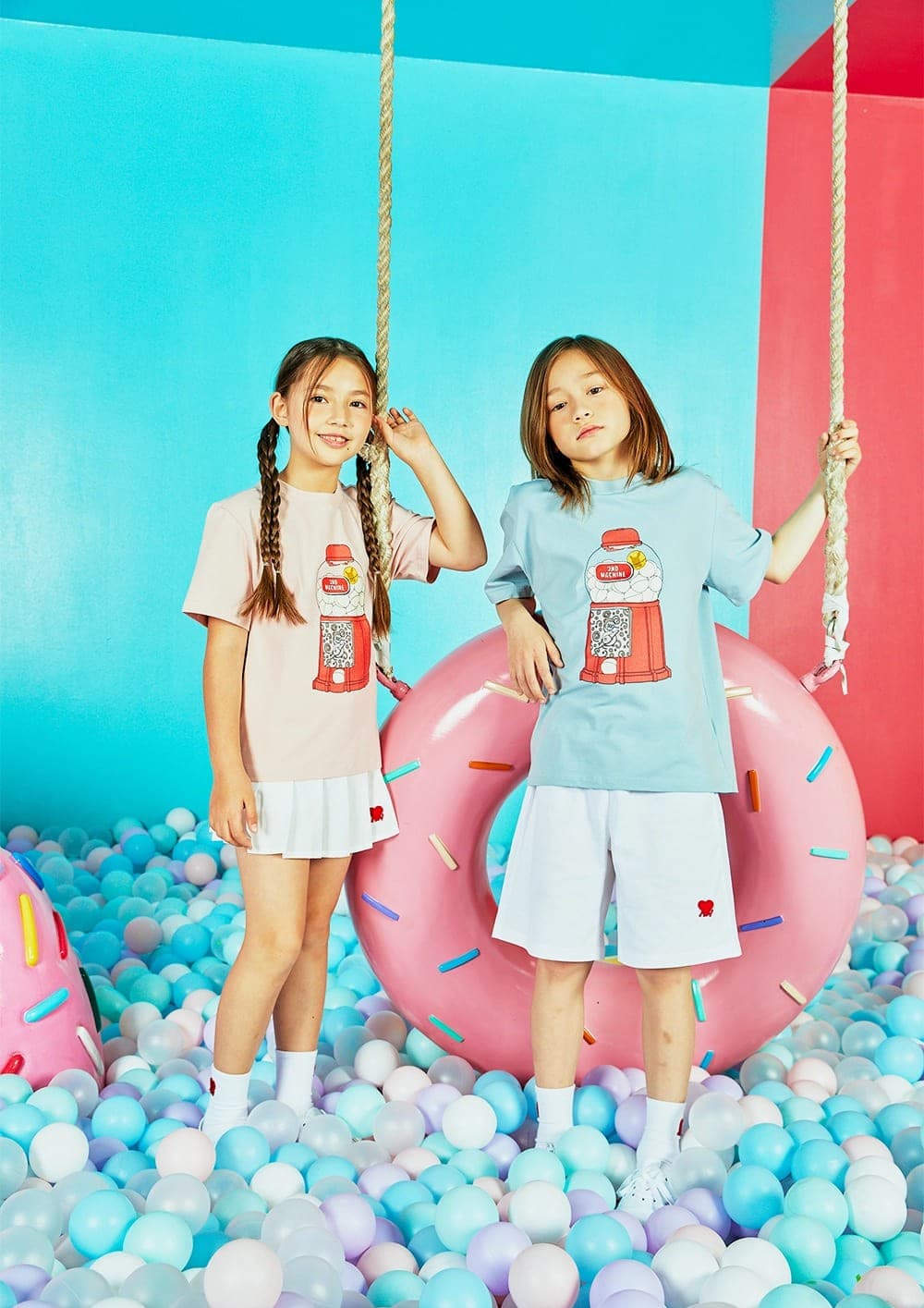 [SKIN2ND] Capsule Vending Machine T-Shirt 6