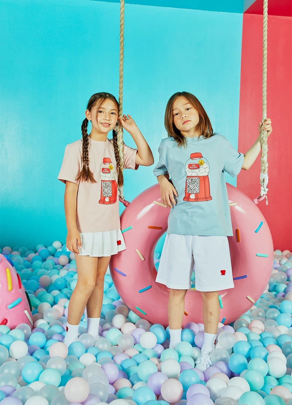 [SKIN2ND] Capsule Vending Machine T-Shirt 8