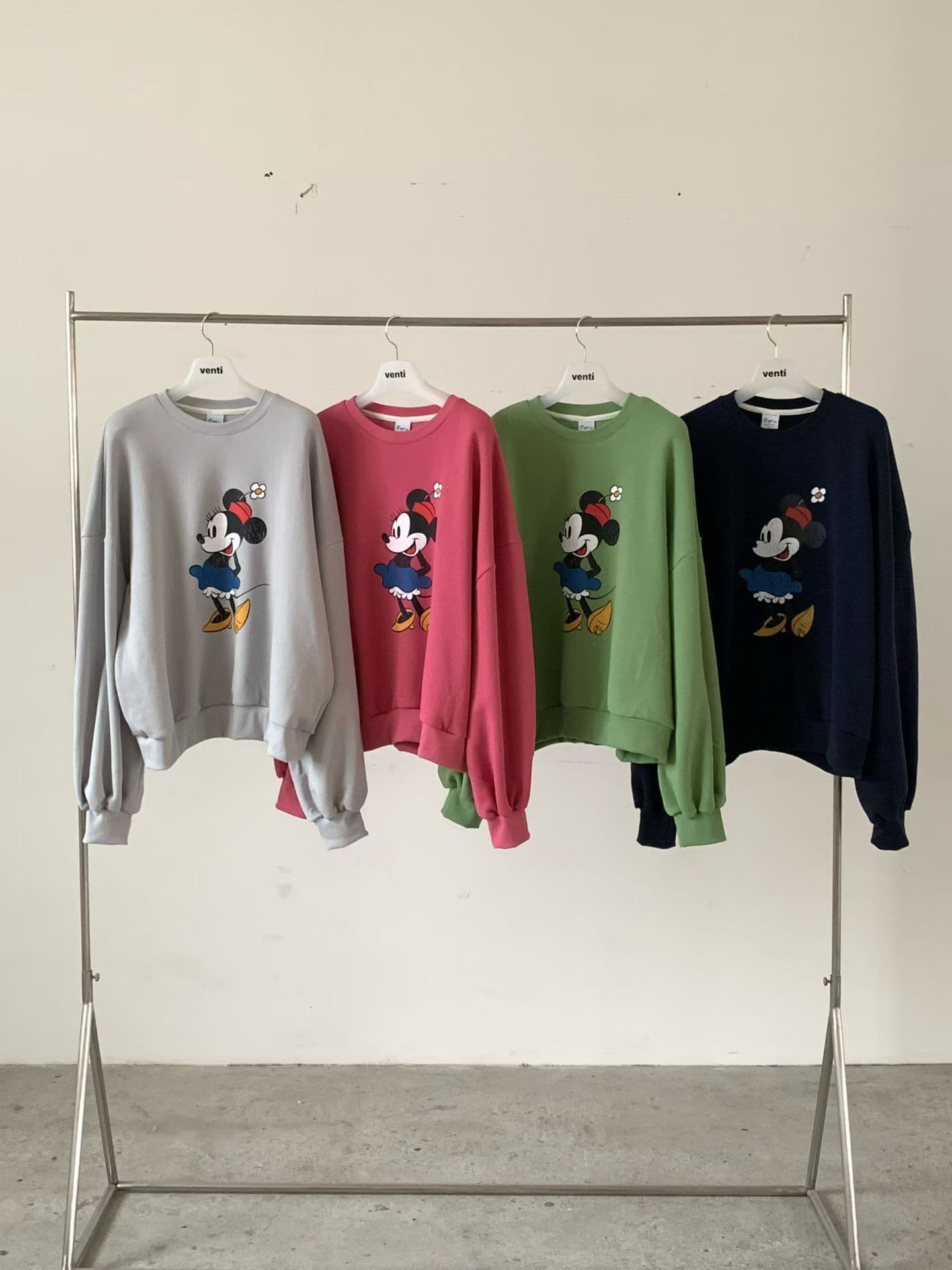 (Official Licensed Disney) [VENTI] Flowerpot Mini Sweatshirt 2