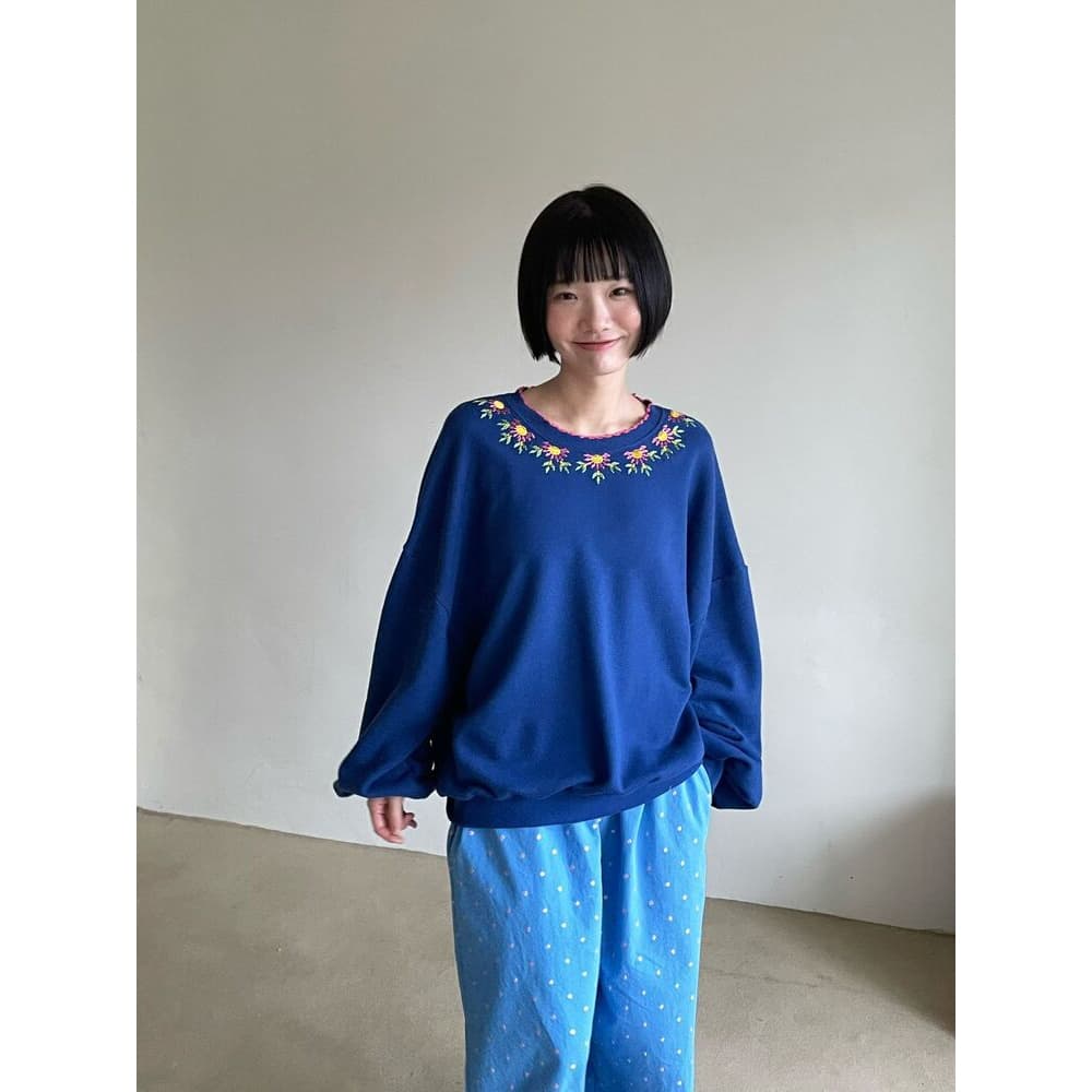 [VENTI] Cos Embroidered Sweatshirt 3