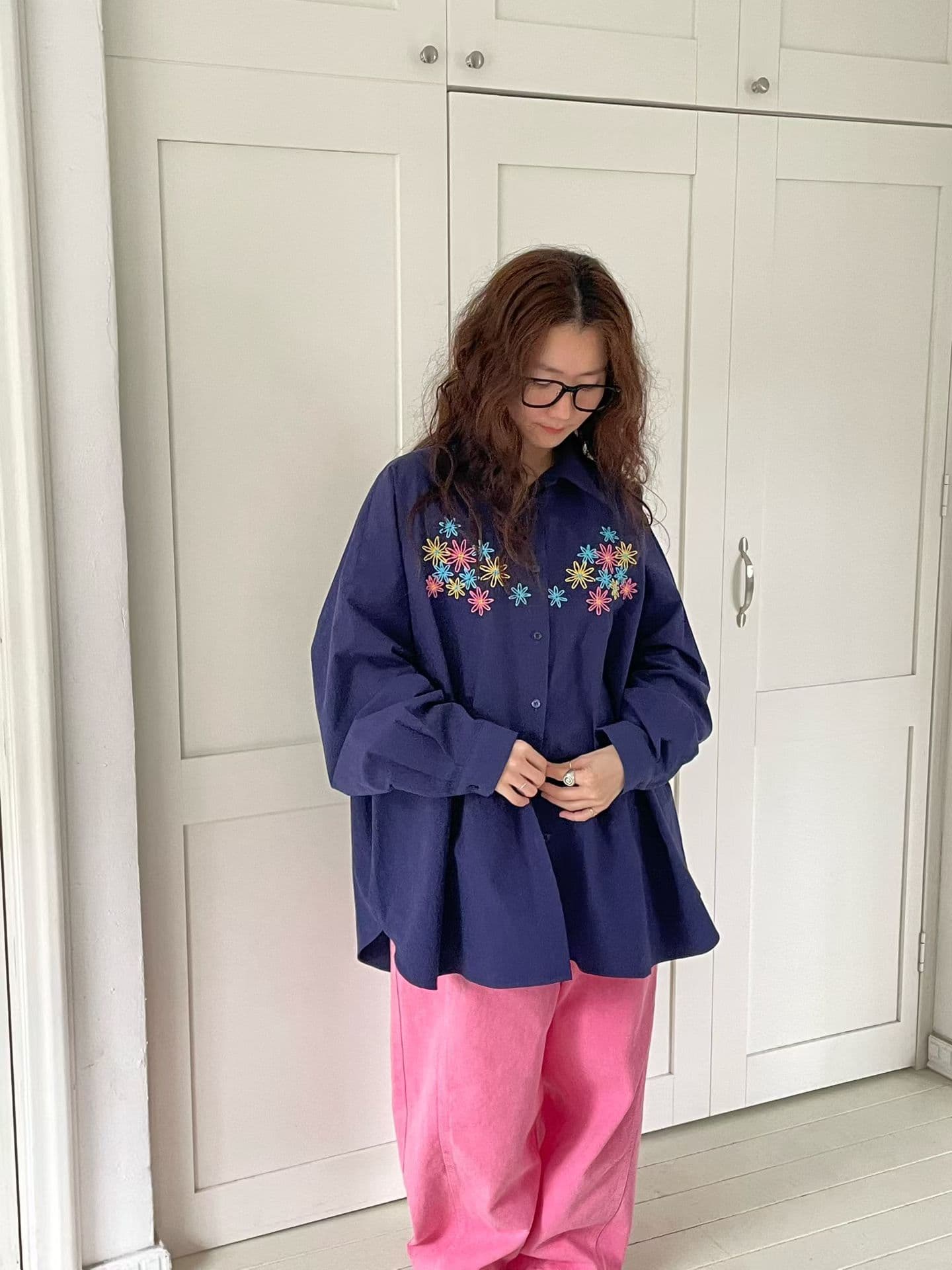 [VENTI] Decalcomania Embroidered Shirt 6