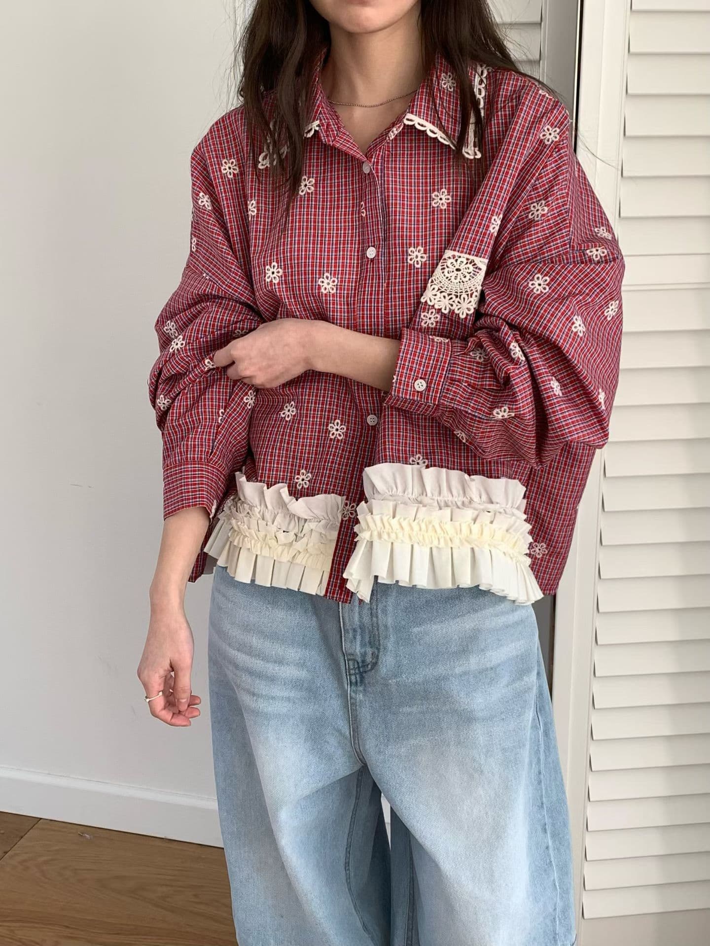 [VENTI] Jeje Frill Lace Jacket 3