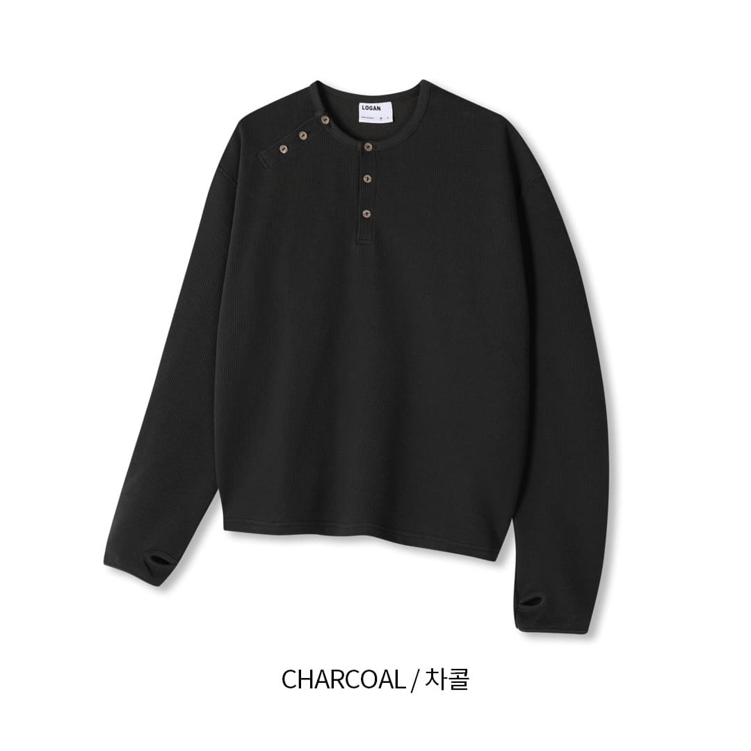 [LOGAN] Finger Hole Henley Neck Waffle Long Sleeve T-Shirt 1