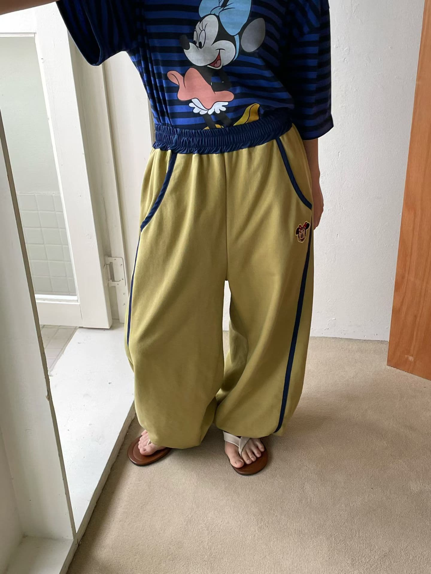 (Official Licensed Disney) [VENTI] Mini Rappa Jogger Pants 2