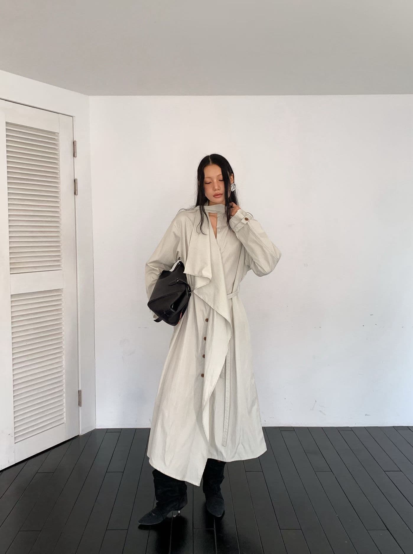 [FOUNDATION] Nailed Muffler Trench Dress 5