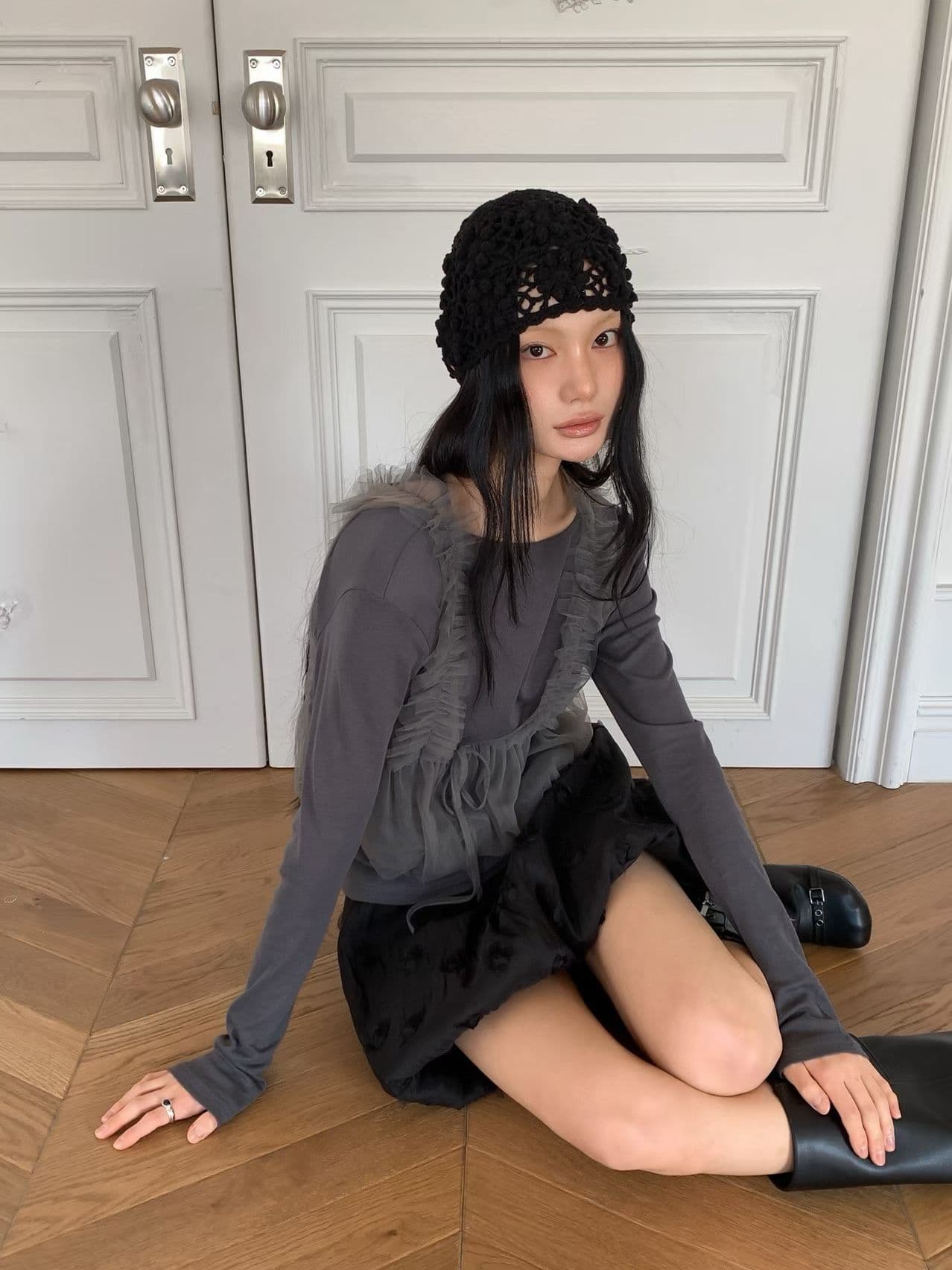 [FOUNDATION] Loose Ruffle Mesh Layered Vest 2