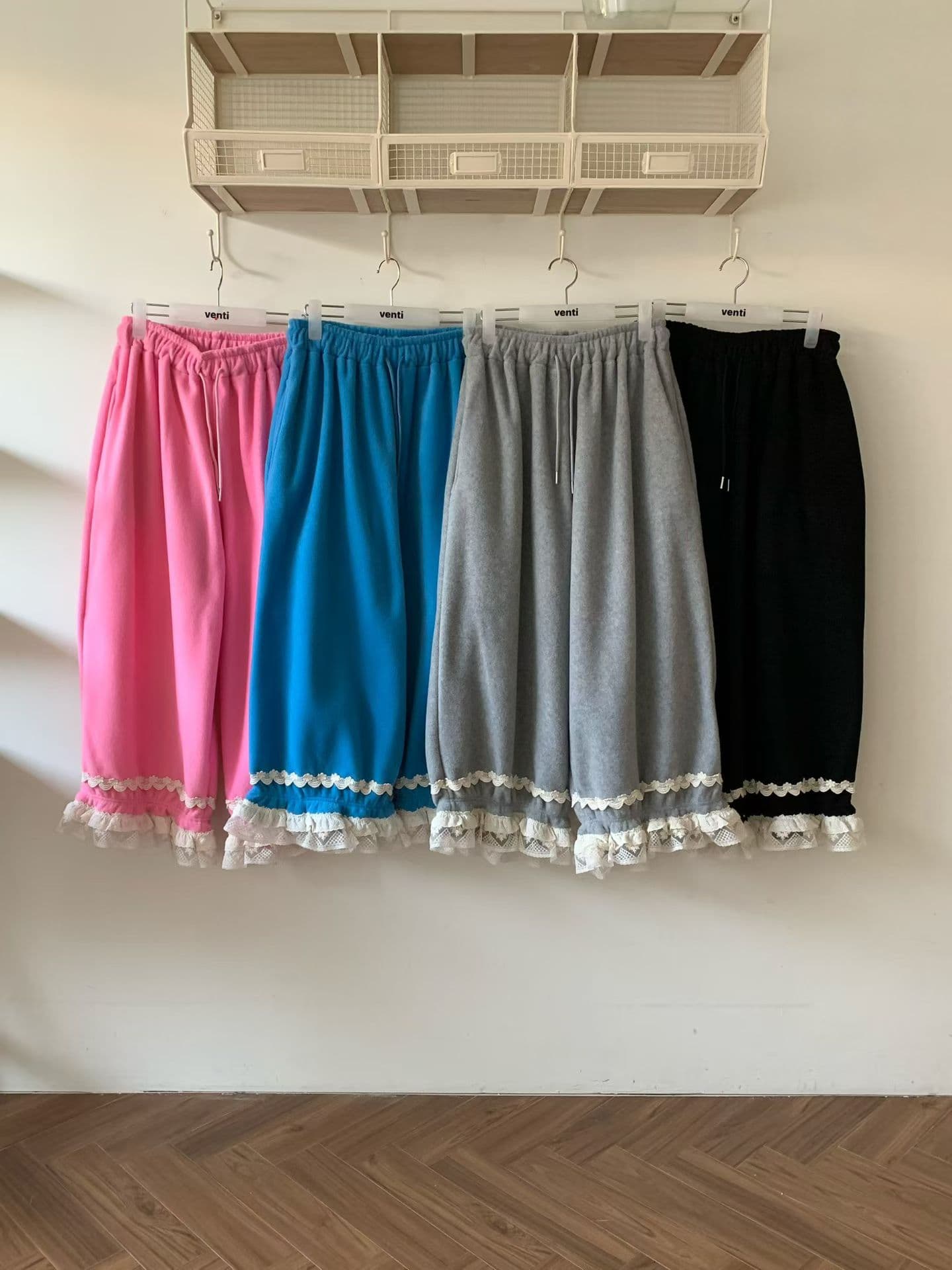 [VENTI] Emily Fleece Lace Jogger Pants 7