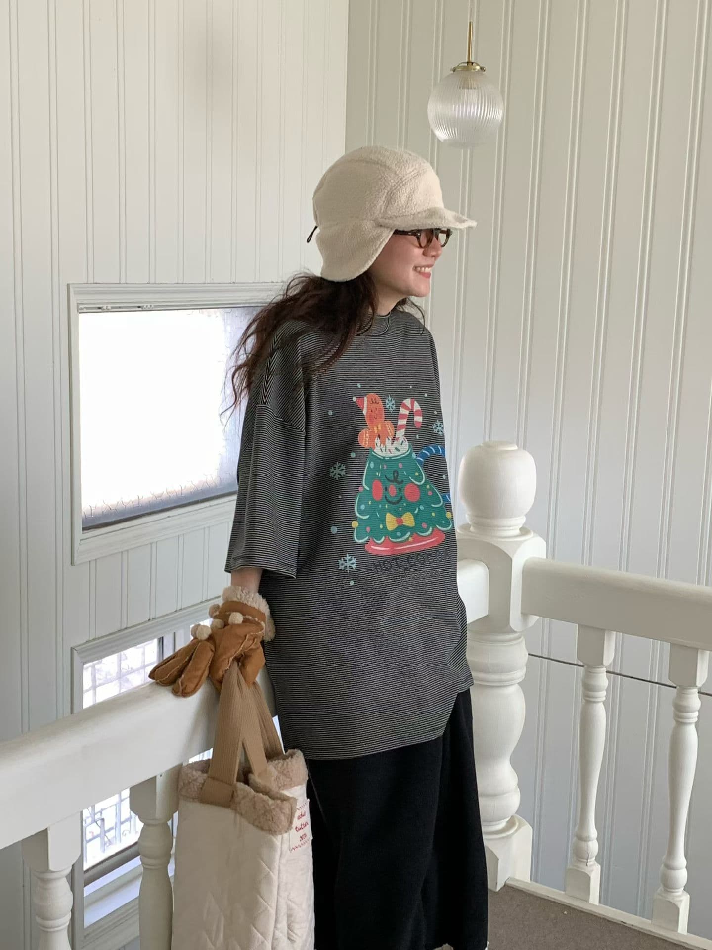 [VENTI] Cookie Man Mock Neck T-Shirt 8