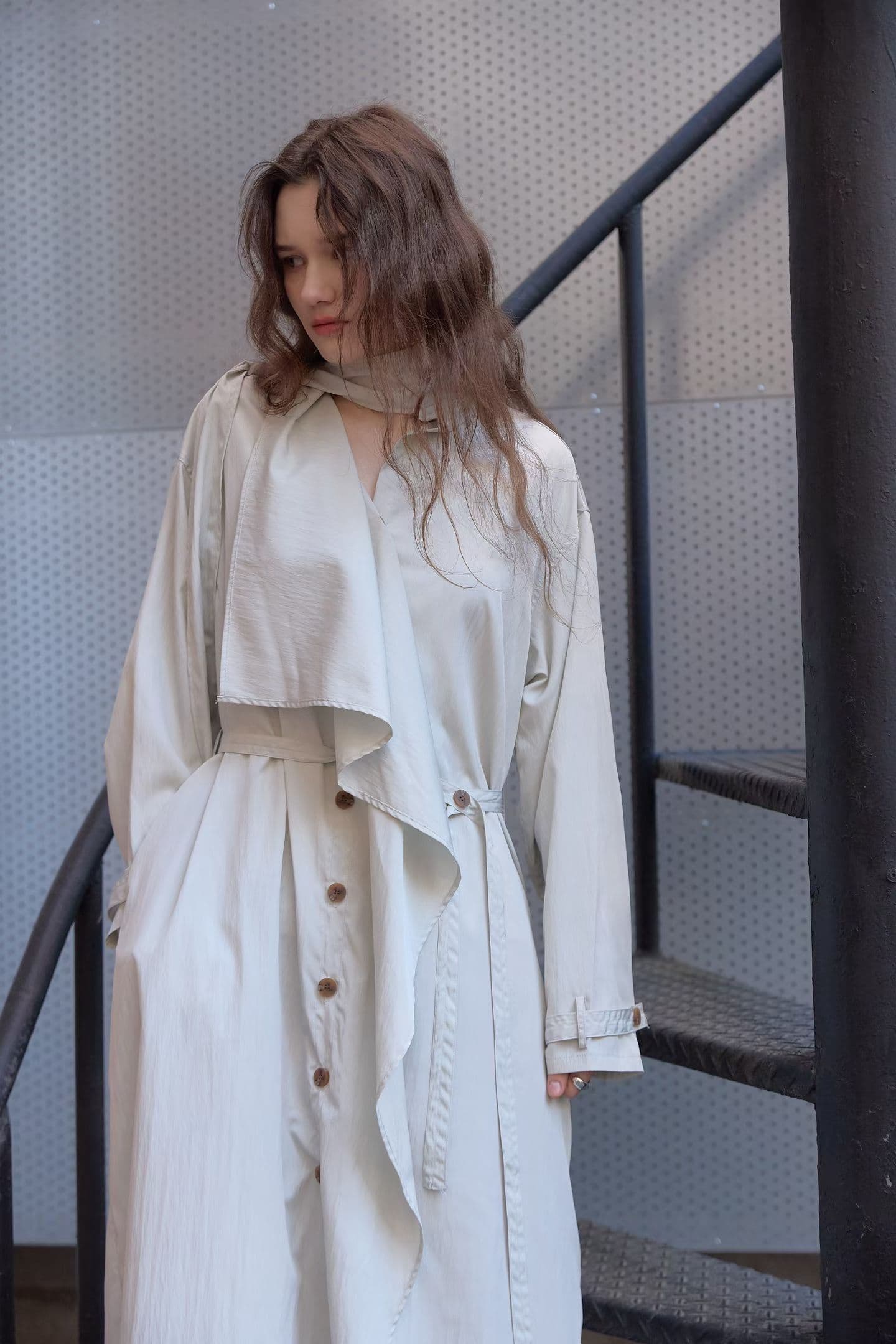 [FOUNDATION] Nailed Muffler Trench Dress 7