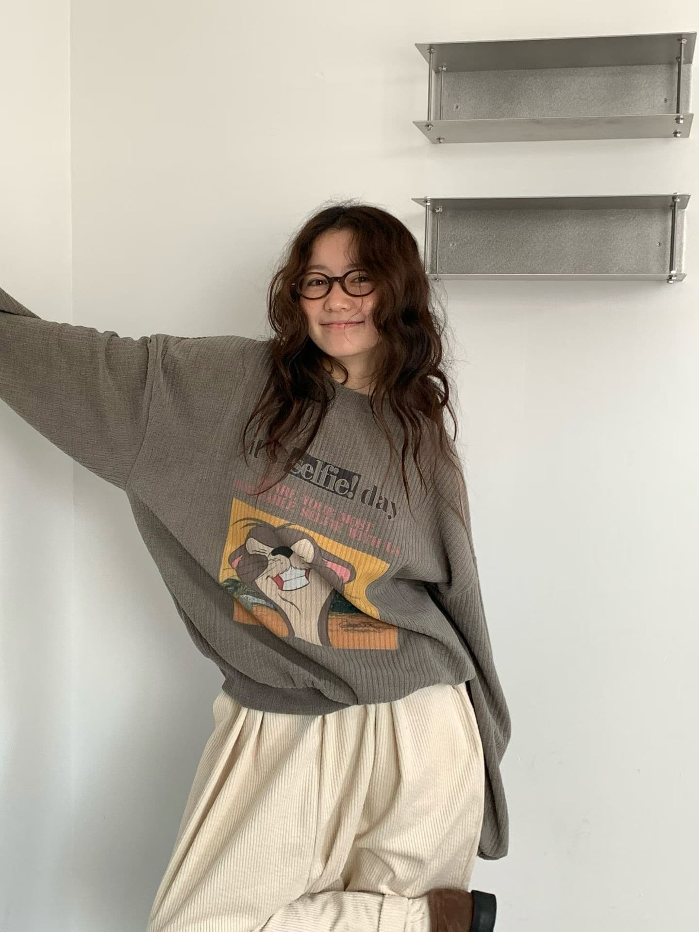 [VENTI] Selfie Sweatshirt 5
