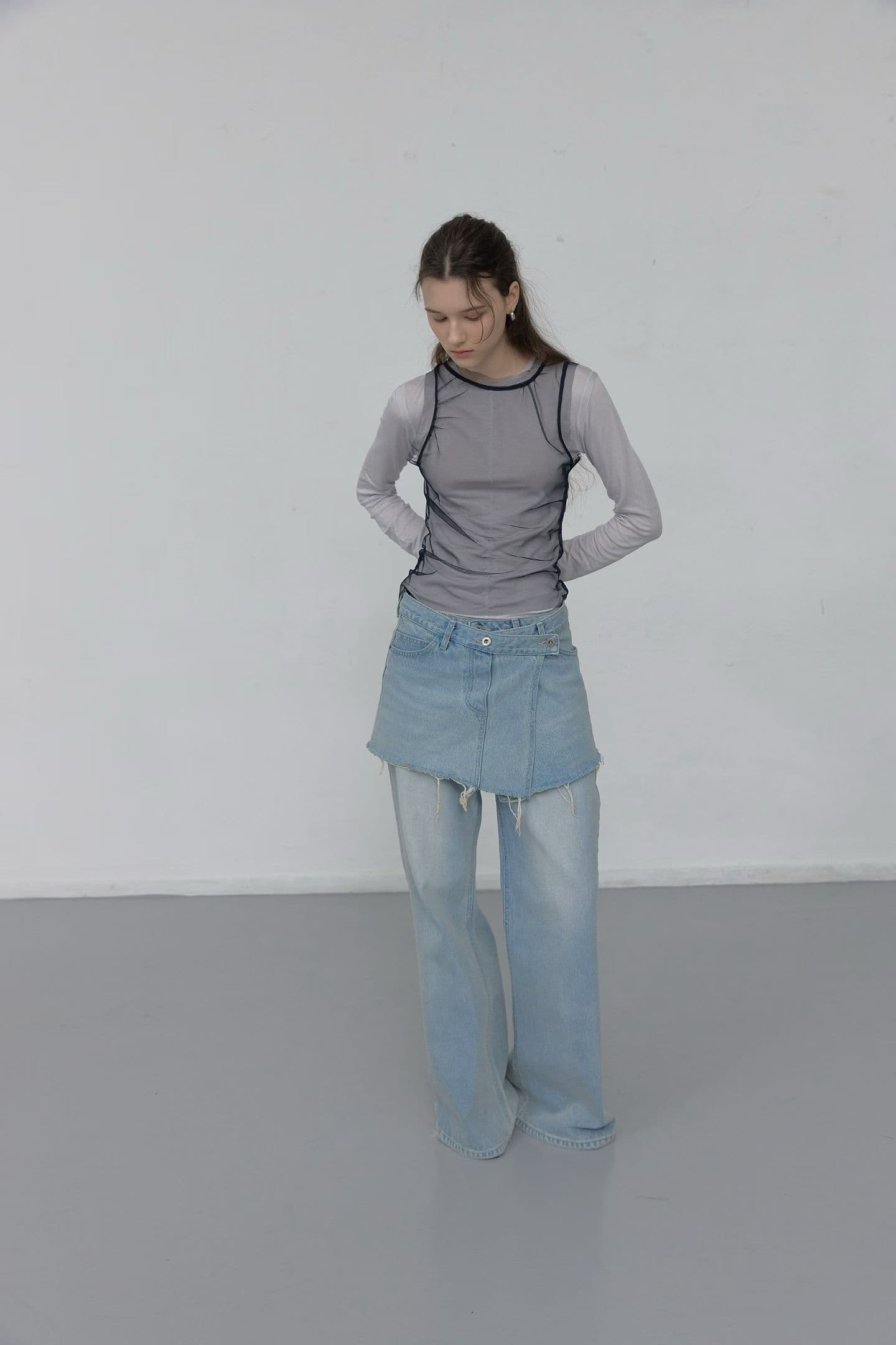 [FOUNDATION] Dwen Wrap Semi-Bootcut Washed Denim Pants Set 2