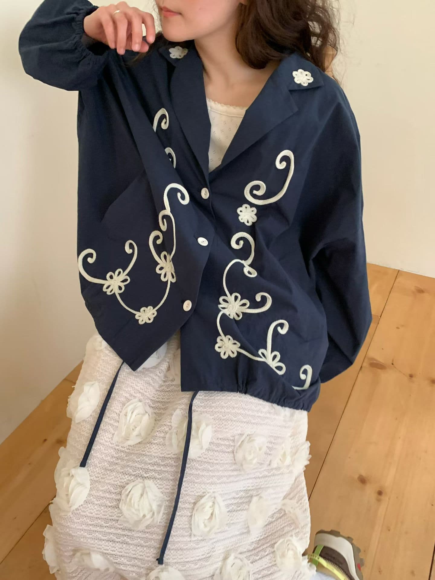[VENTI] Millie Floral Handle Embroidered Jacket 5
