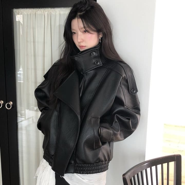 [LE BUTTER] High-Neck Vegan Leather Jumper 1