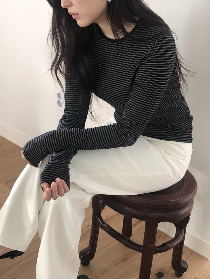 [LE BUTTER] Mono Striped T-Shirt 10