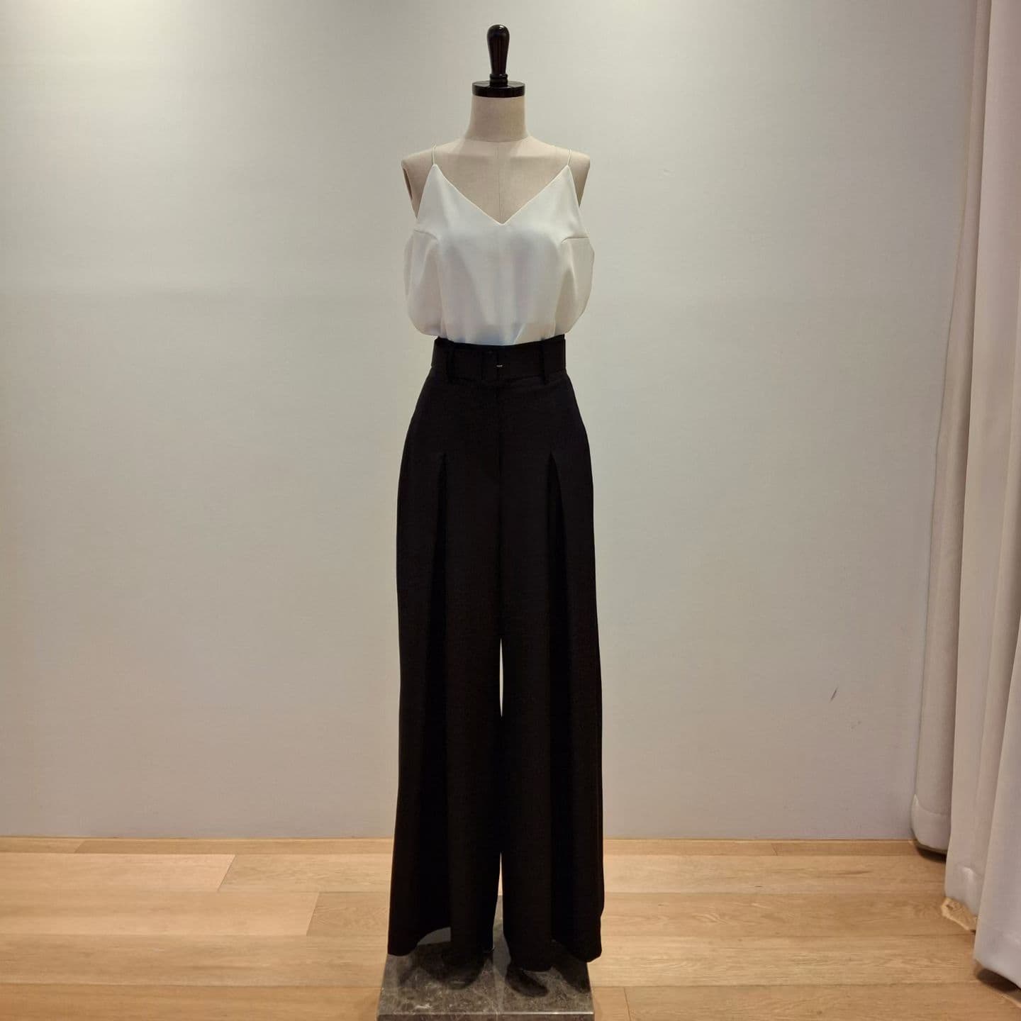 Shumi Pants 4