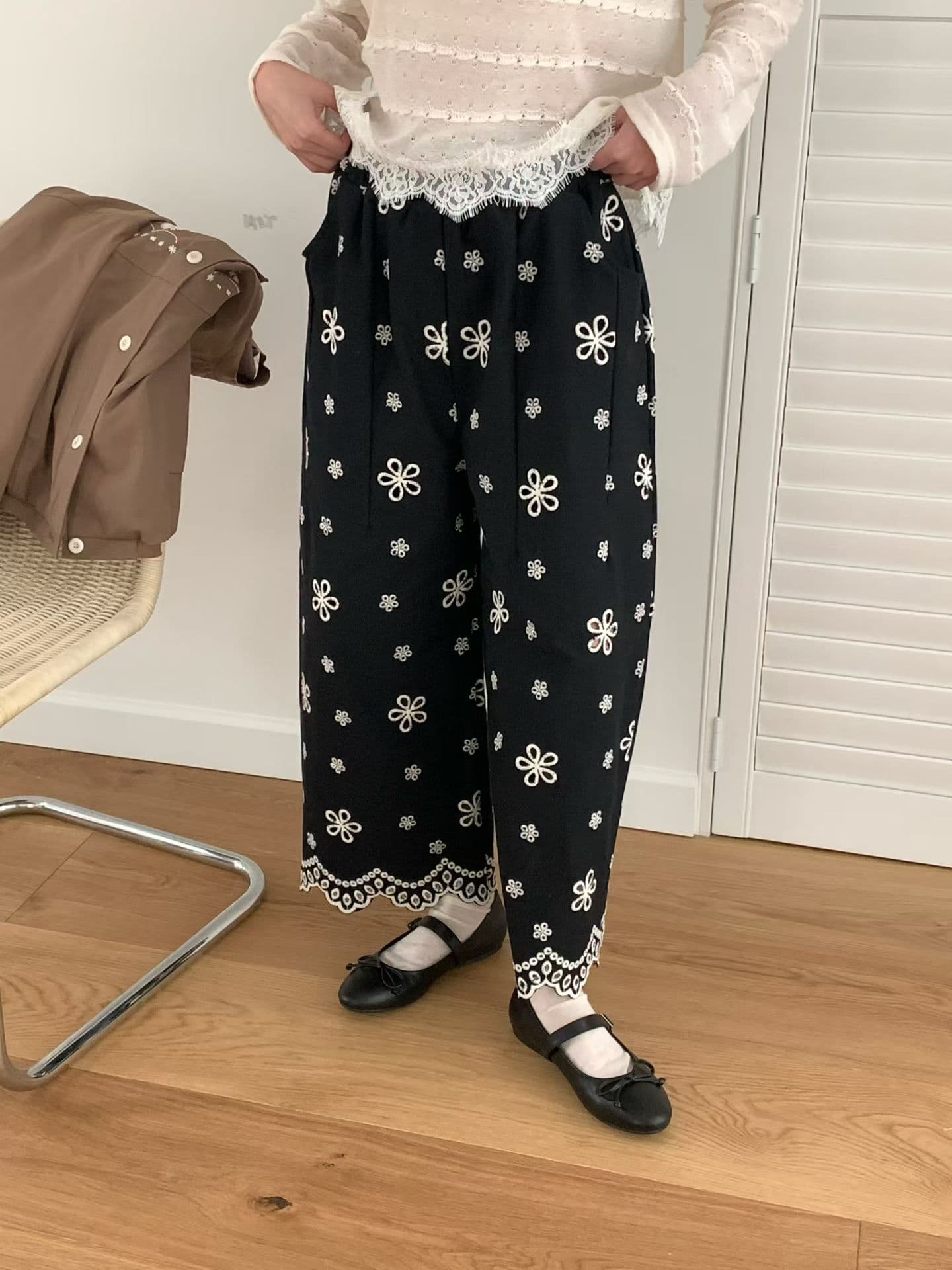 [VENTI] Cult Flower Banding Pants 2