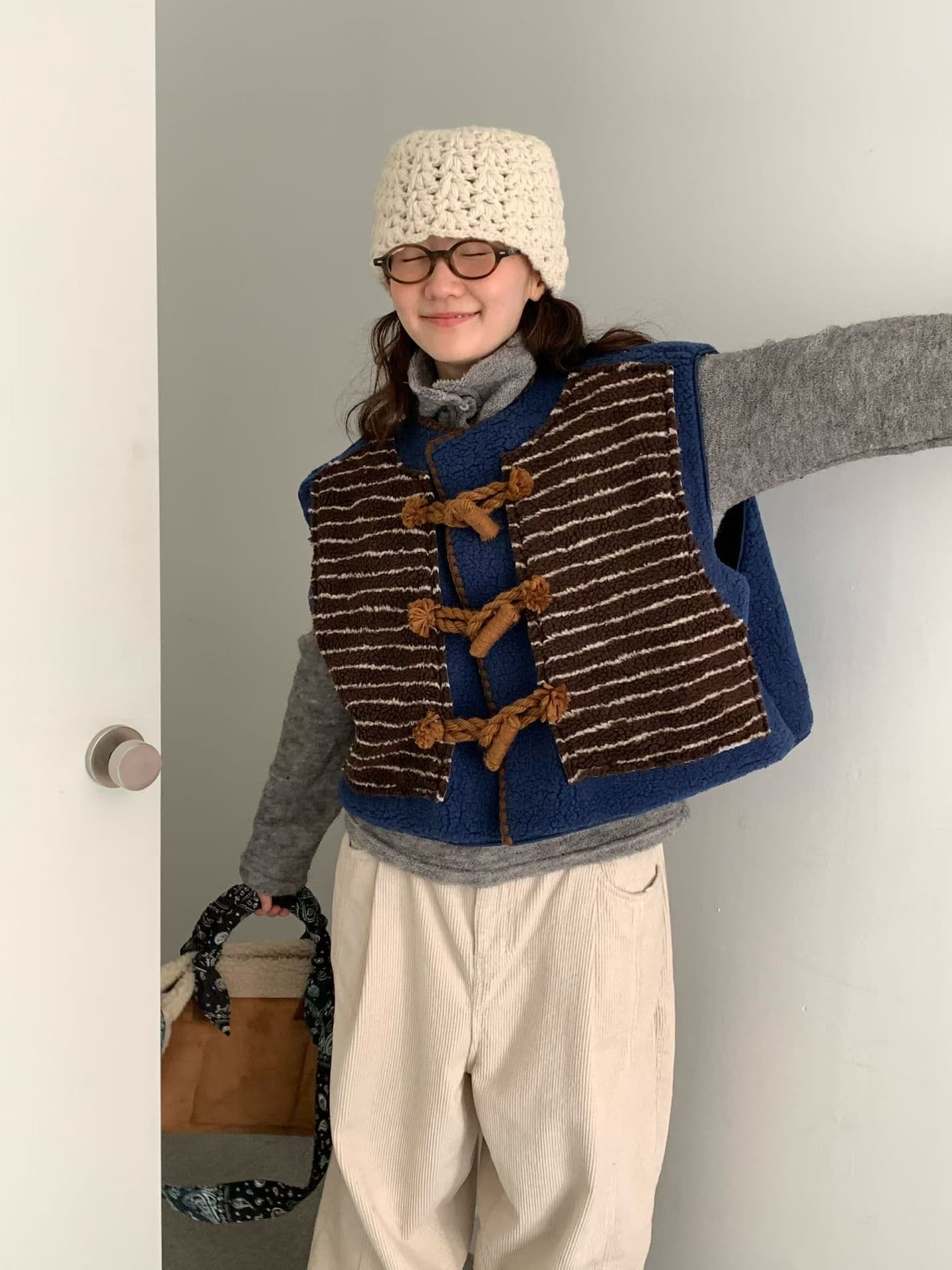 [VENTI] Unique Toggle Vest 9