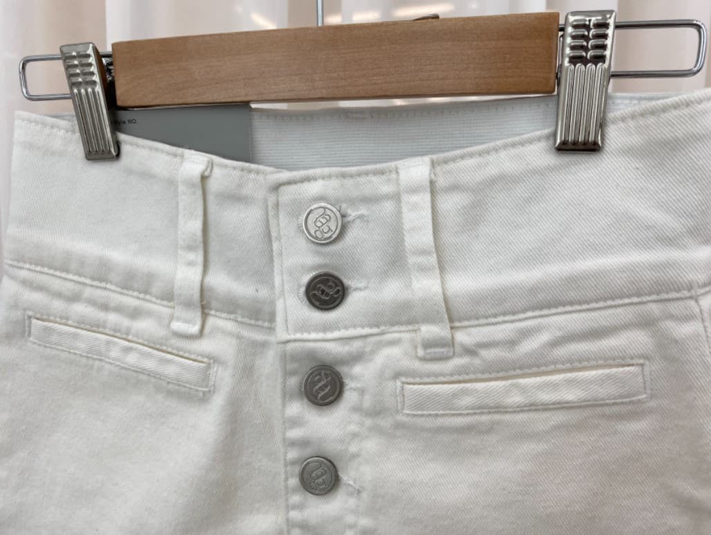 [MAGNOLIA] 040 Apple Half-Length Pants 4