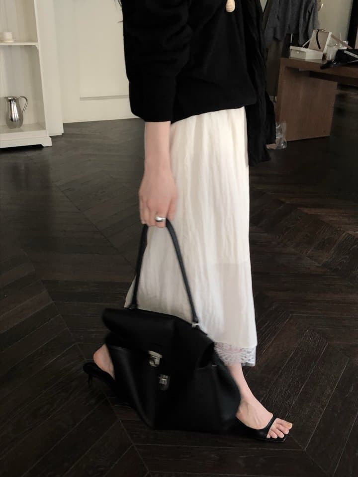 [LE BUTTER] Melbourne Lace Skirt 9