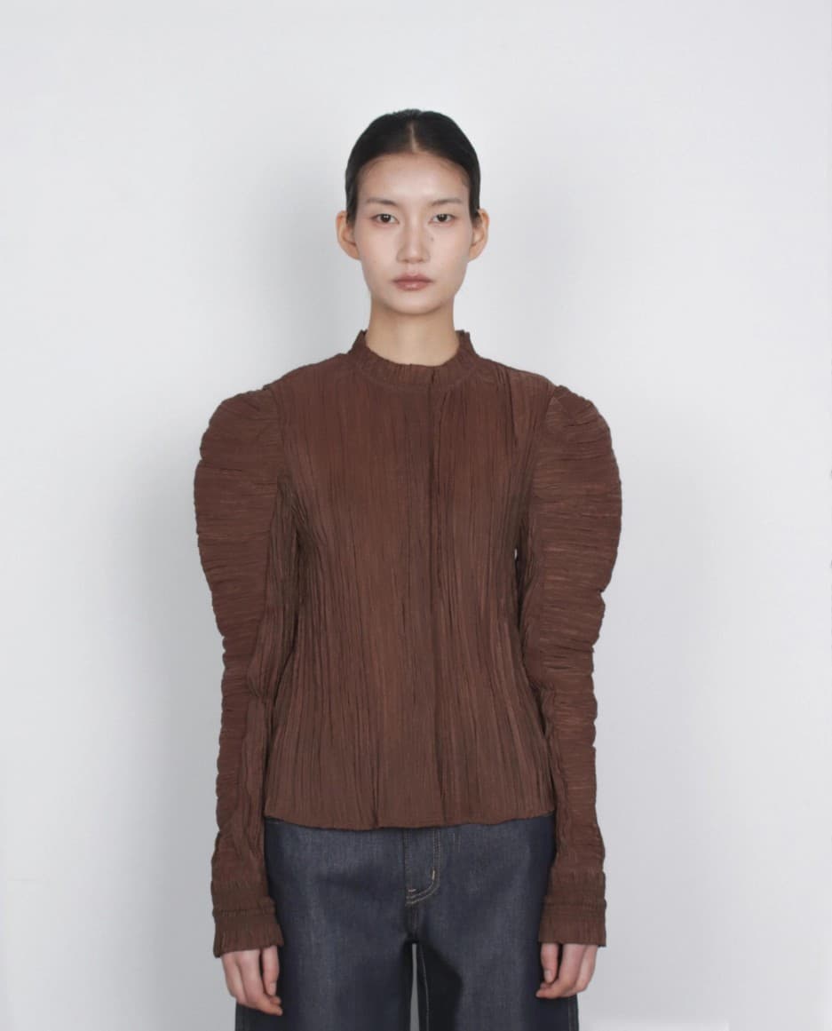 [TEXTURE] Ja Pleated Volume Blouse 8