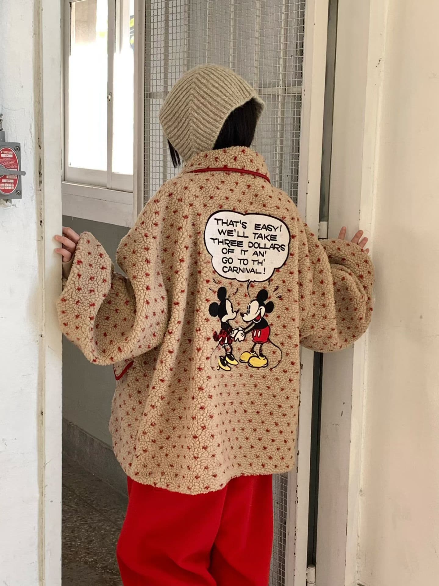 (Official Licensed Disney) [VENTI] Mickey Minnie Dumble Jumper 5