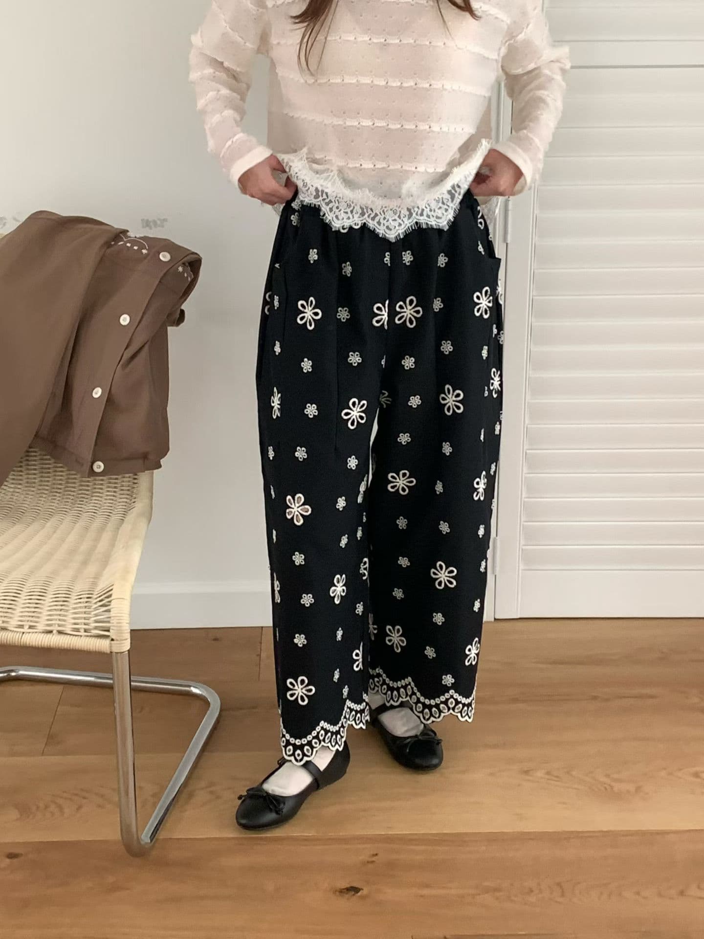[VENTI] Cult Flower Banding Pants 7