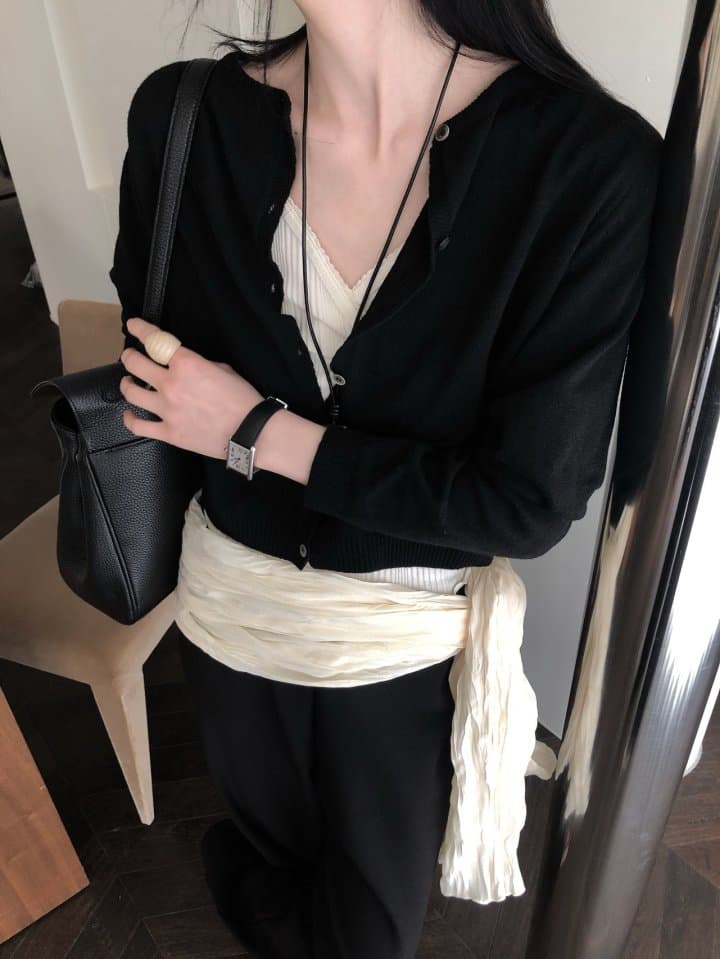 [LE BUTTER] Venue Cashmere Cardigan 4