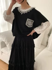 [VENTI] Meidi Lace Color-Block Sweatshirt 3