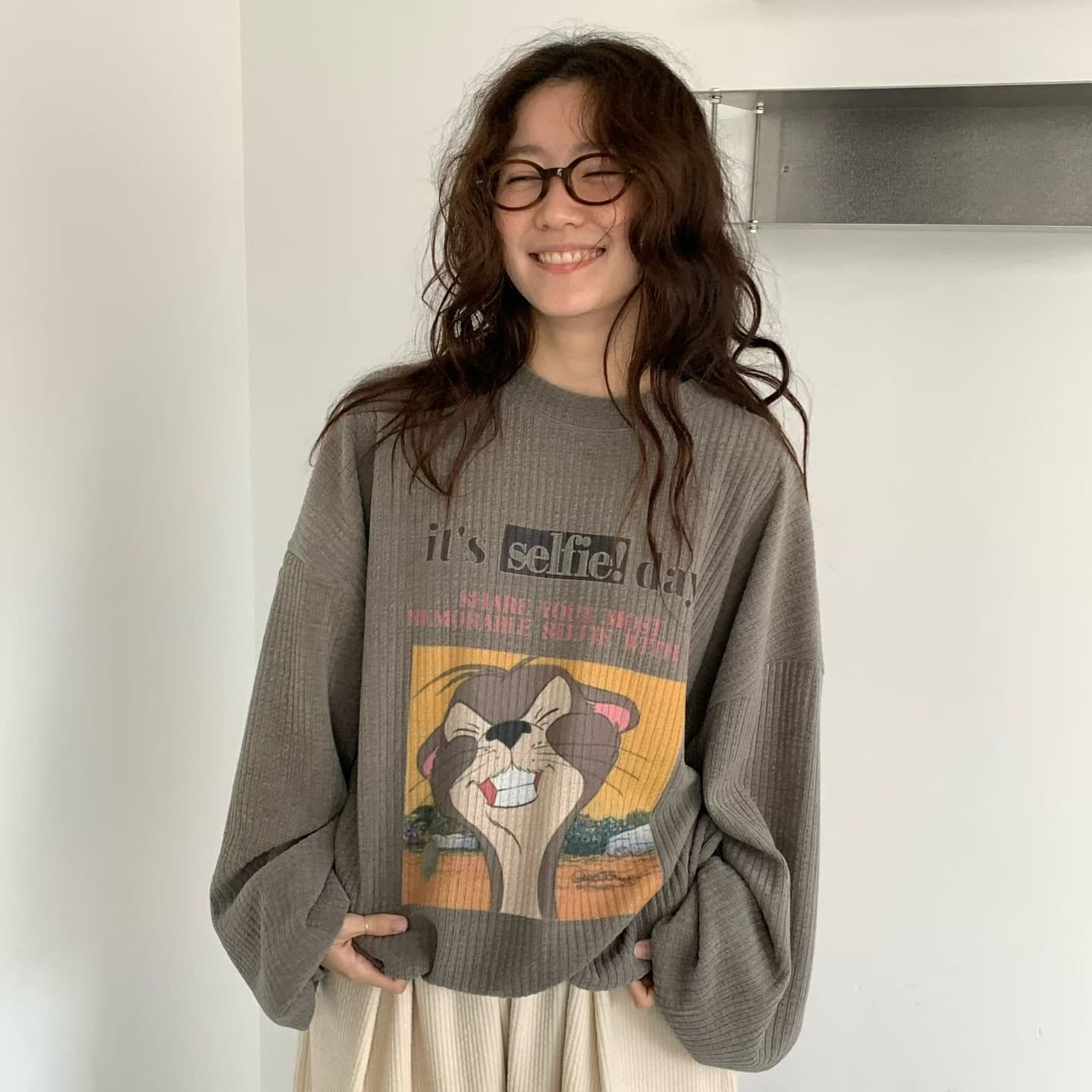 [VENTI] Selfie Sweatshirt 1