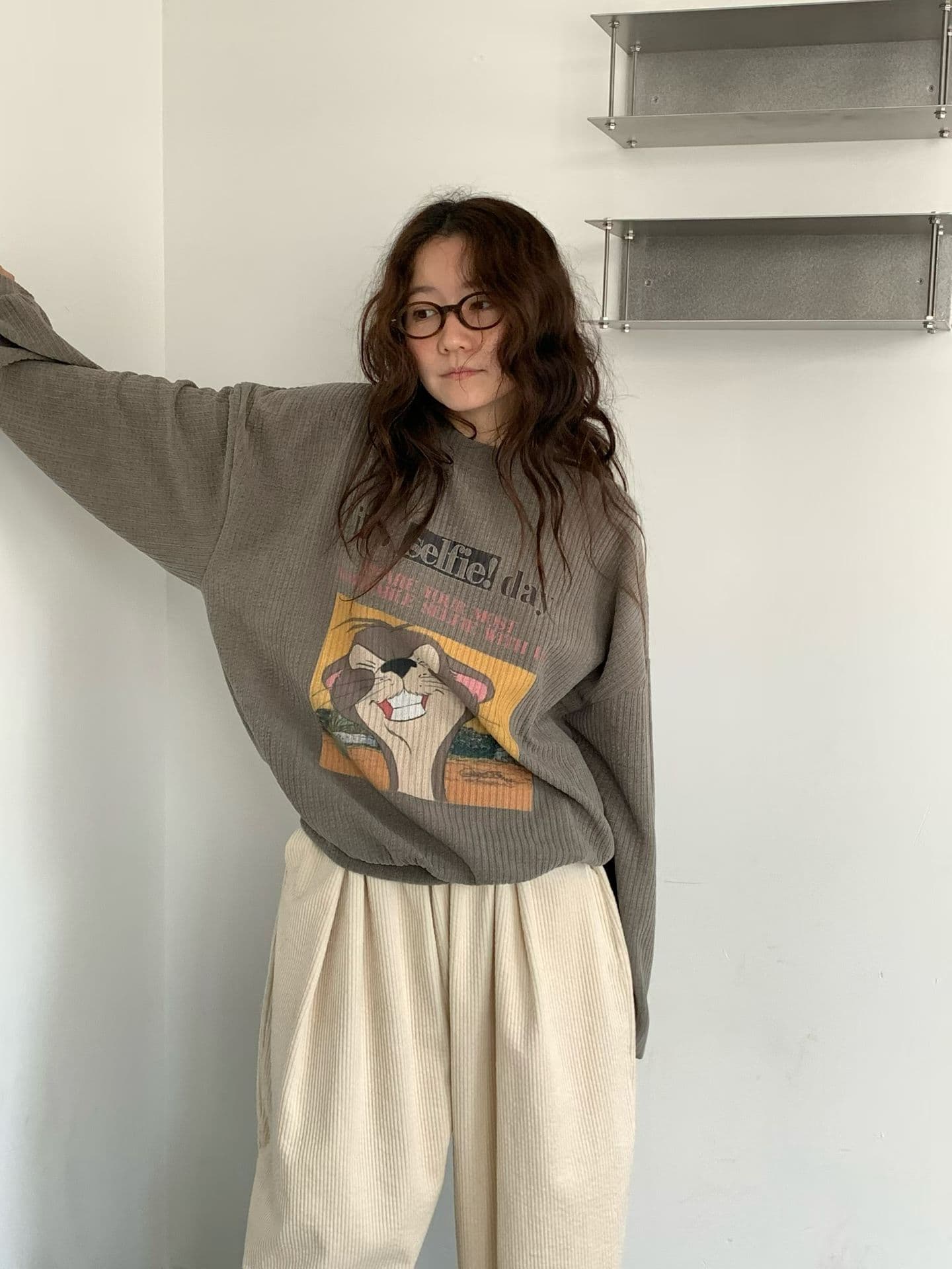 [VENTI] Selfie Sweatshirt 8