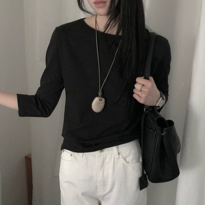 [LE BUTTER] Essential 3/4 Sleeve T-Shirt 1