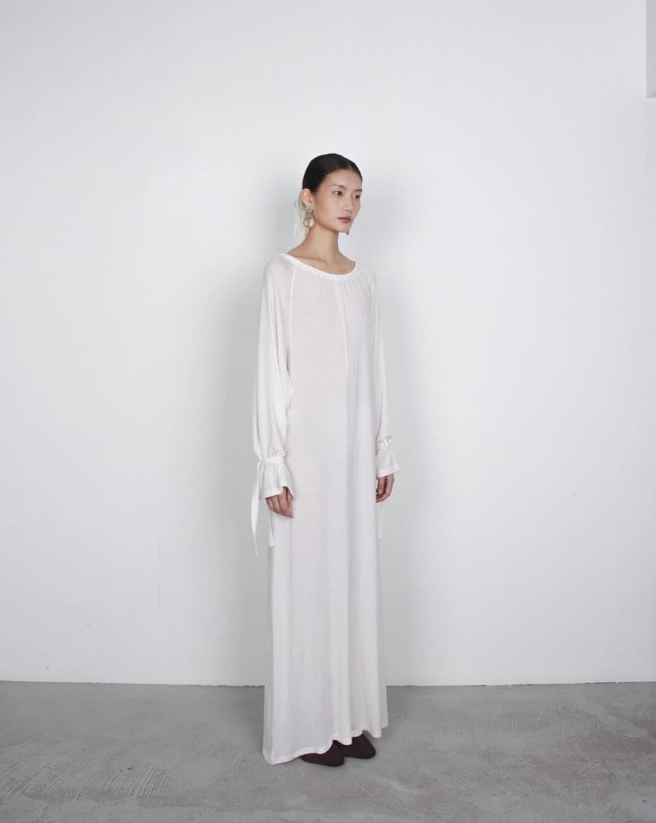 [TEXTURE] Min Open-Back Shirred Dress 4