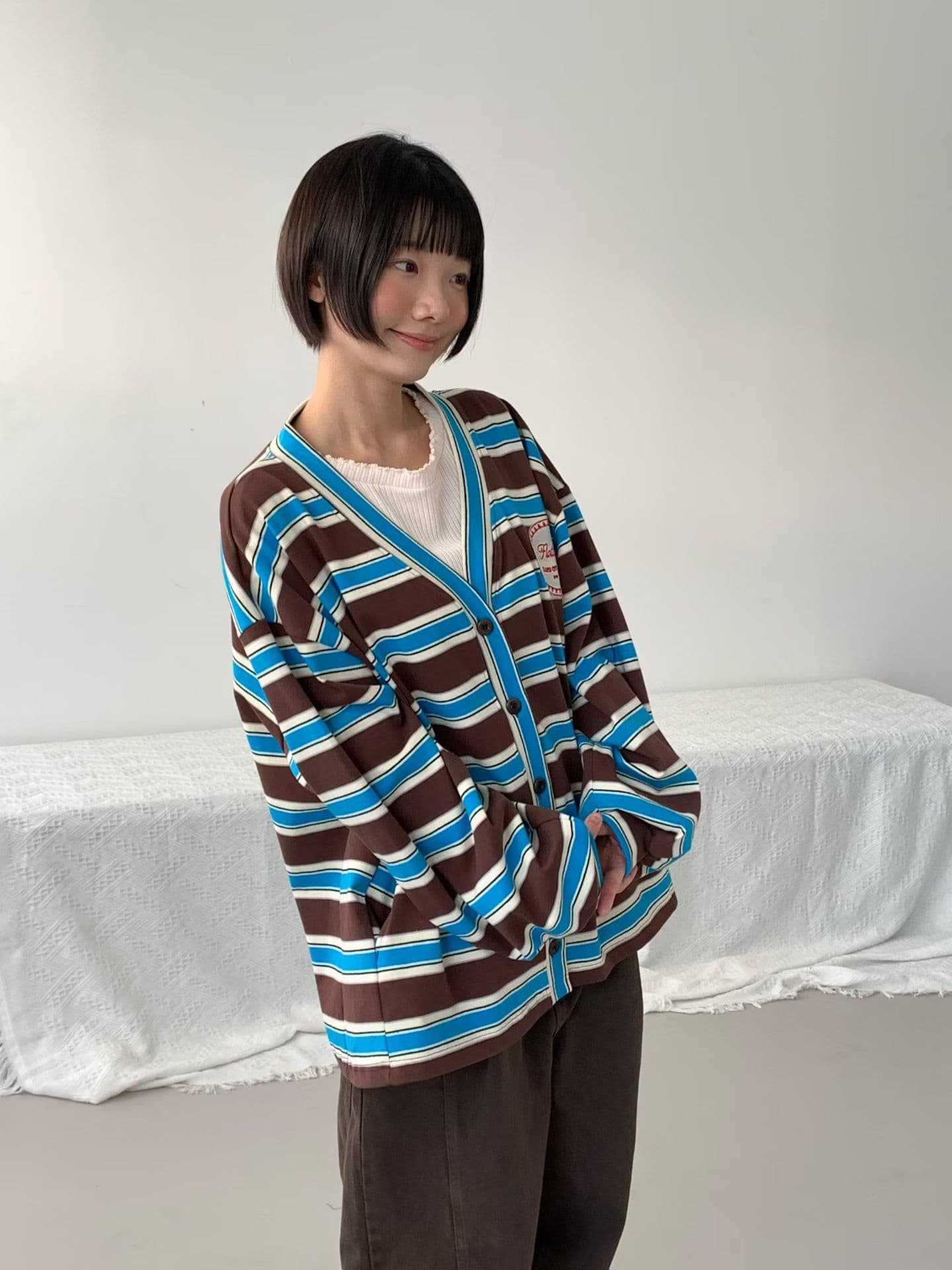 [VENTI] Single Patch Striped Cardigan 2