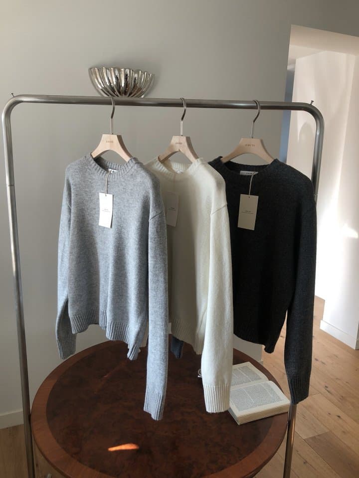 [LE BUTTER] Round Raccoon Knit 7