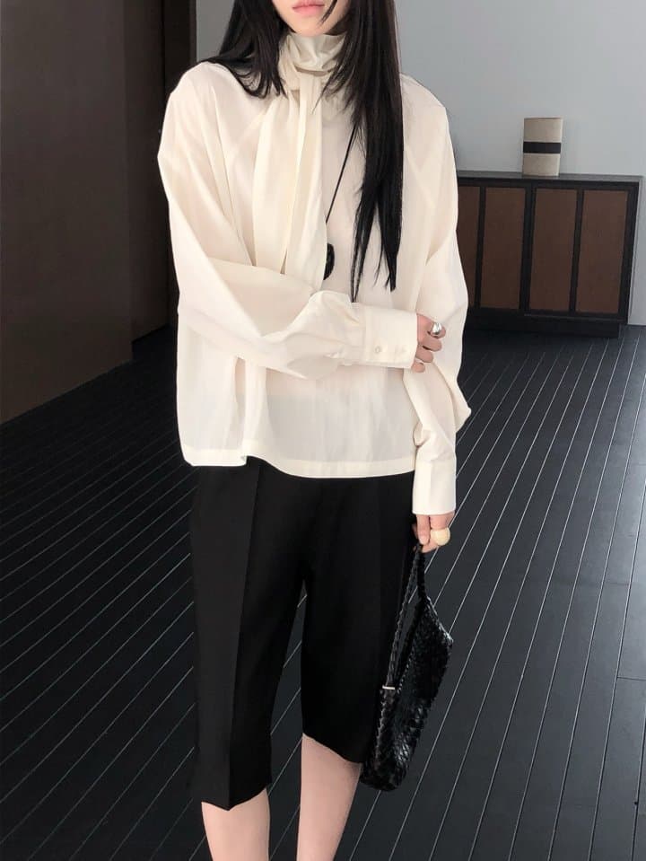 [LE BUTTER] Mer Scarf Blouse 5