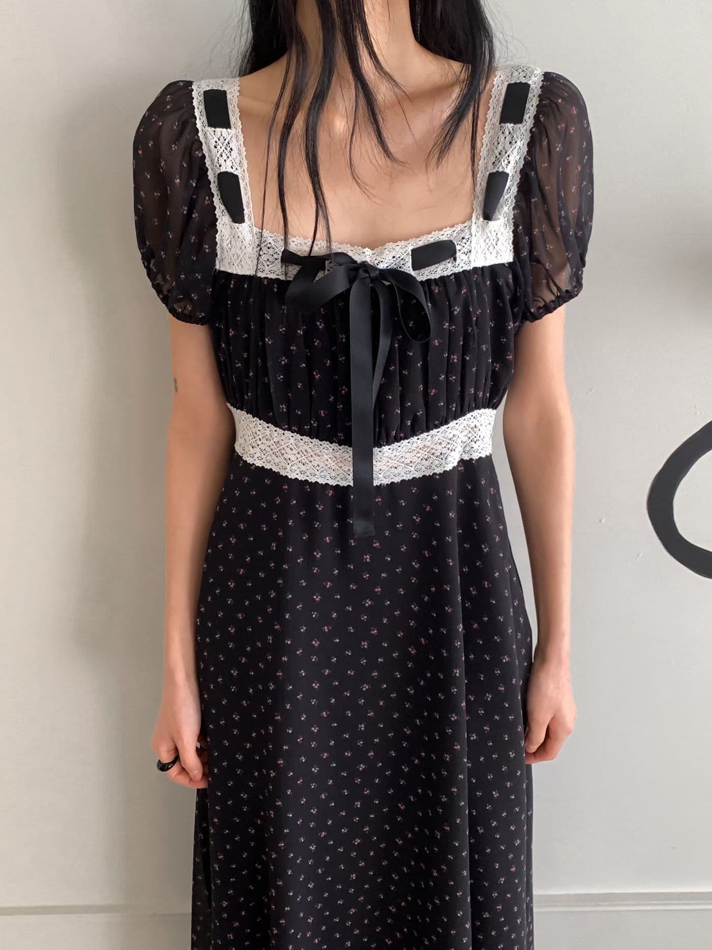 [FOUNDATION] Franc Lace Floral Pattern Dress 7