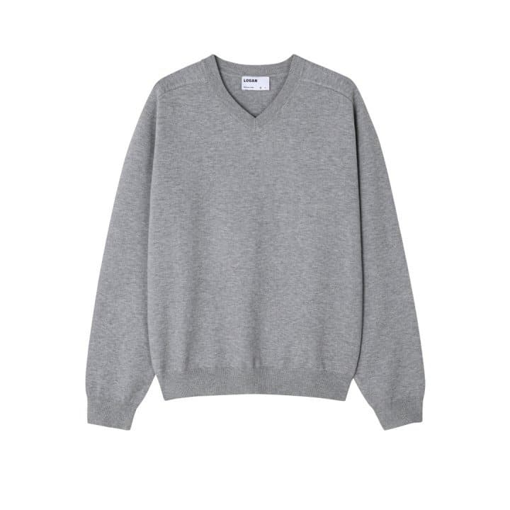 [LOGAN] Beg Saddle Solid V-Neck Knit 1