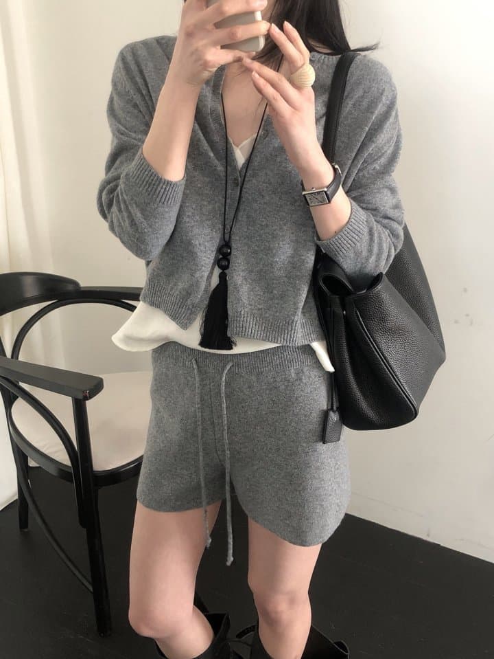 [LE BUTTER] Venue Cashmere Cardigan 7
