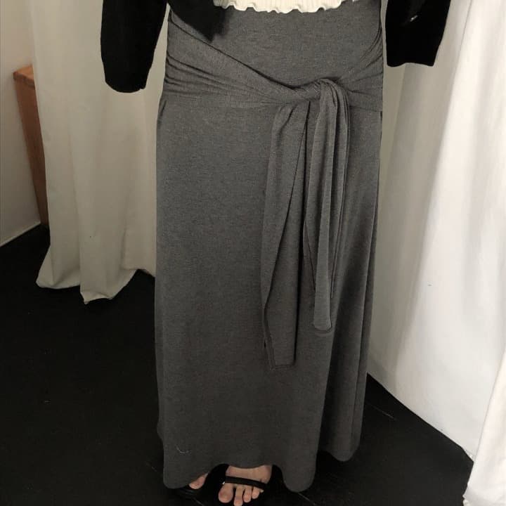 [LE BUTTER] Scarf Skirt 1