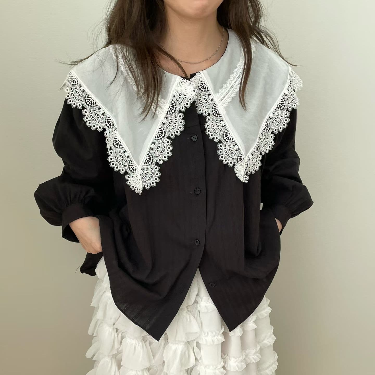 [VENTI] Chichi Collared Blouse 1