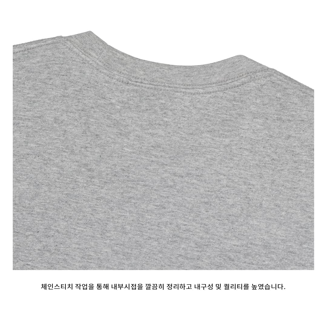 [LOGAN] Cropped Ribbed Oversized Long Sleeve T-Shirt 4