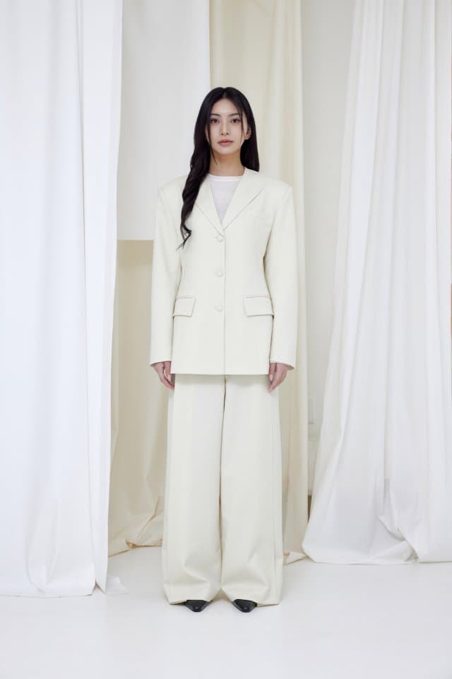 [LE:PPL] Flat Pants 4