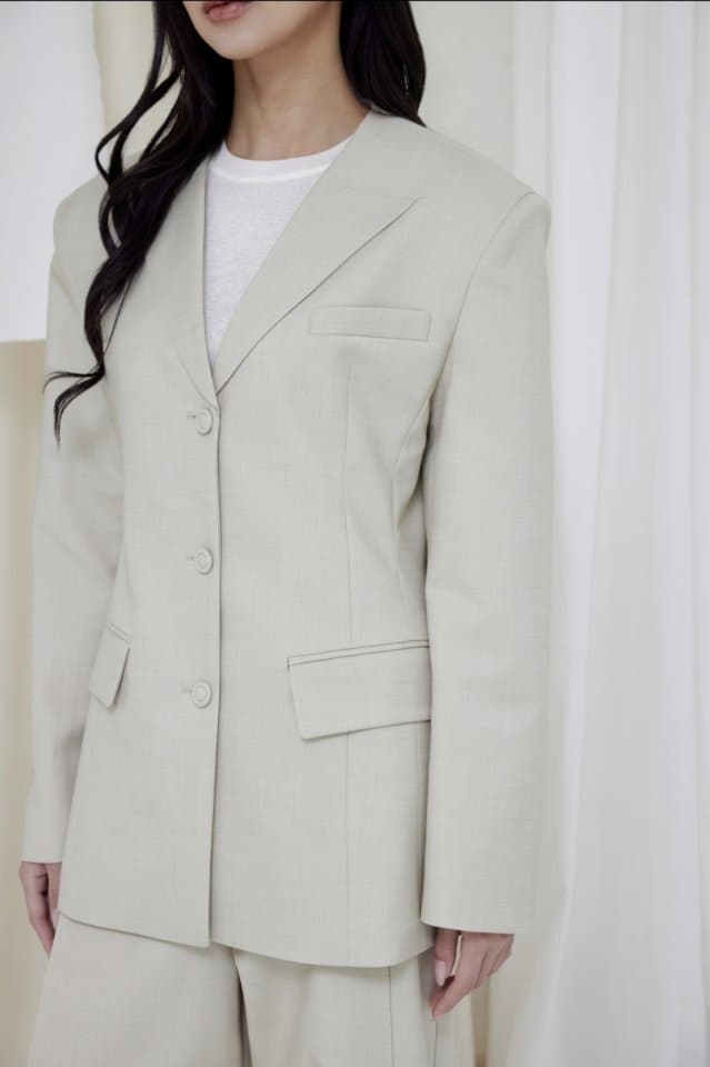 [LE:PPL] Liov Jacket 4