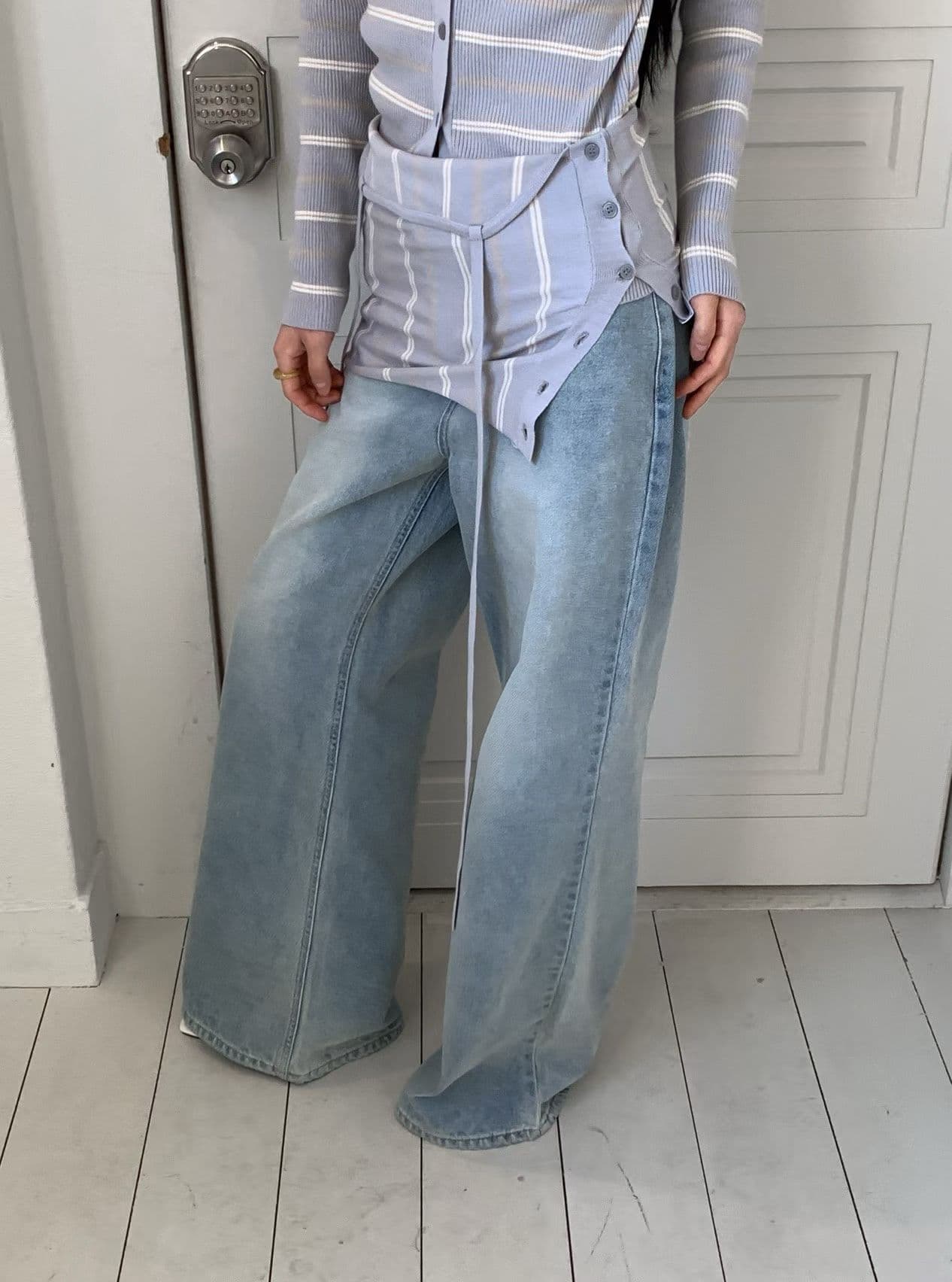 [FOUNDATION] Mellow Striped Collared Cardigan 7