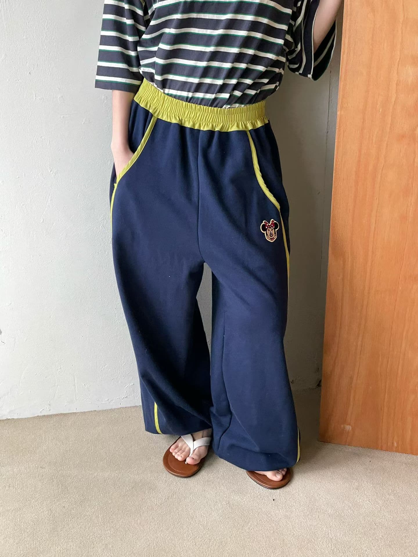 (Official Licensed Disney) [VENTI] Mini Rappa Jogger Pants 7
