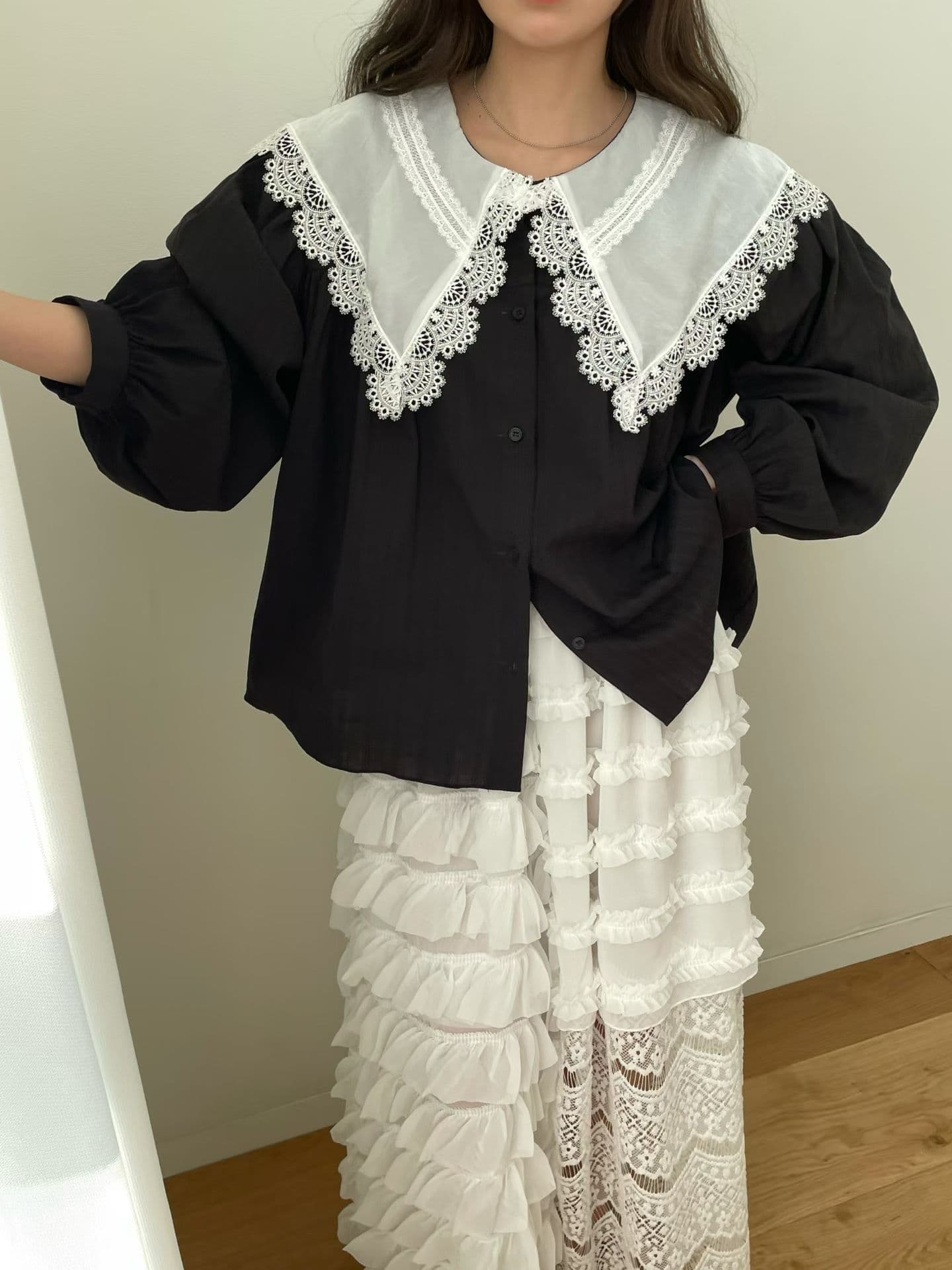 [VENTI] Chichi Collared Blouse 3