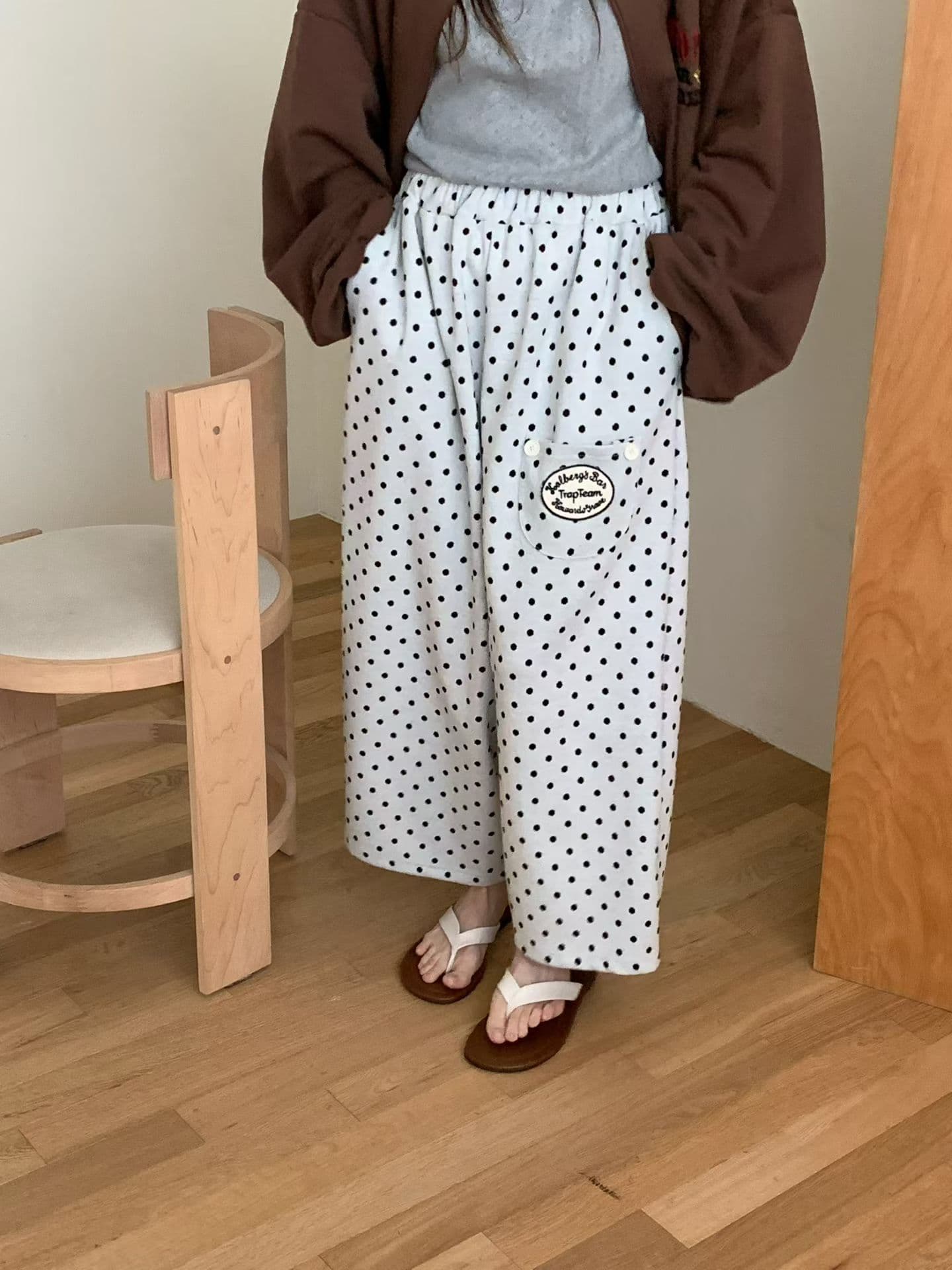 [VENTI] Carry Polka Dot Patch Pants 4
