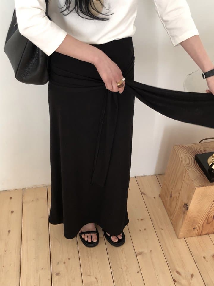 [LE BUTTER] Scarf Skirt 8