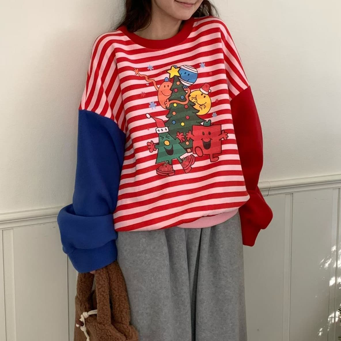 [VENTI] December Brushed Sweatshirt 1